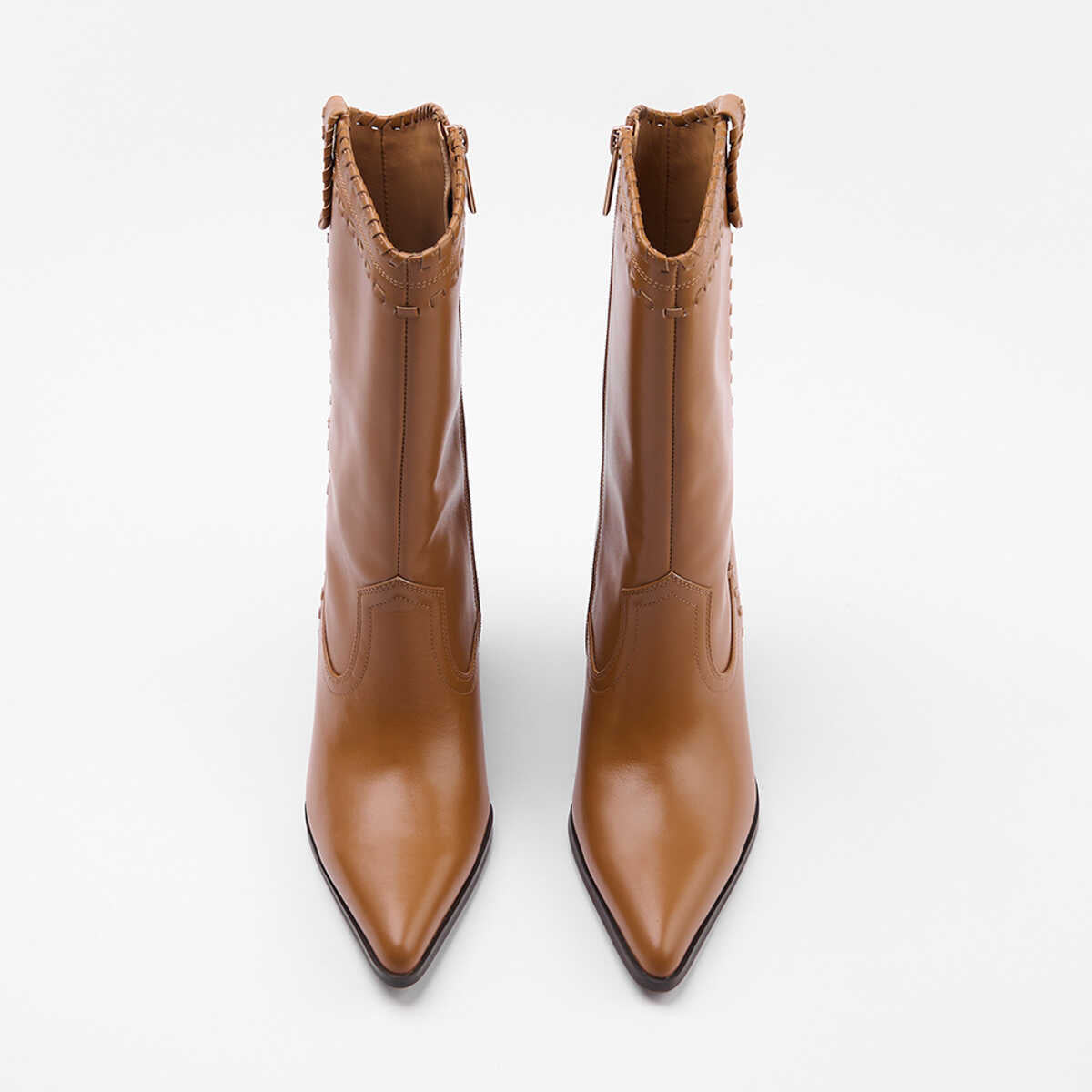 zapato-botin-piel-cowboy-di9001