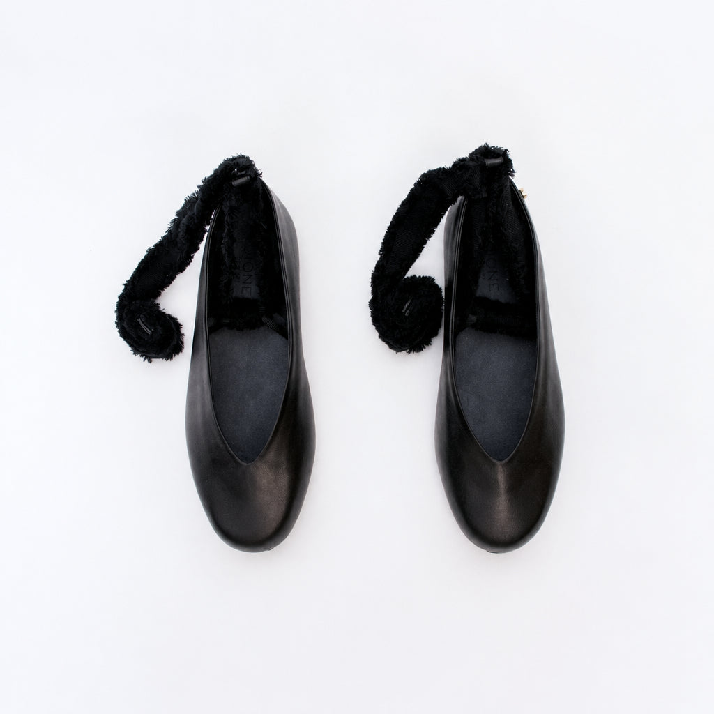 zapato-ballerina-piel-mujer-di8085-Dione-negro