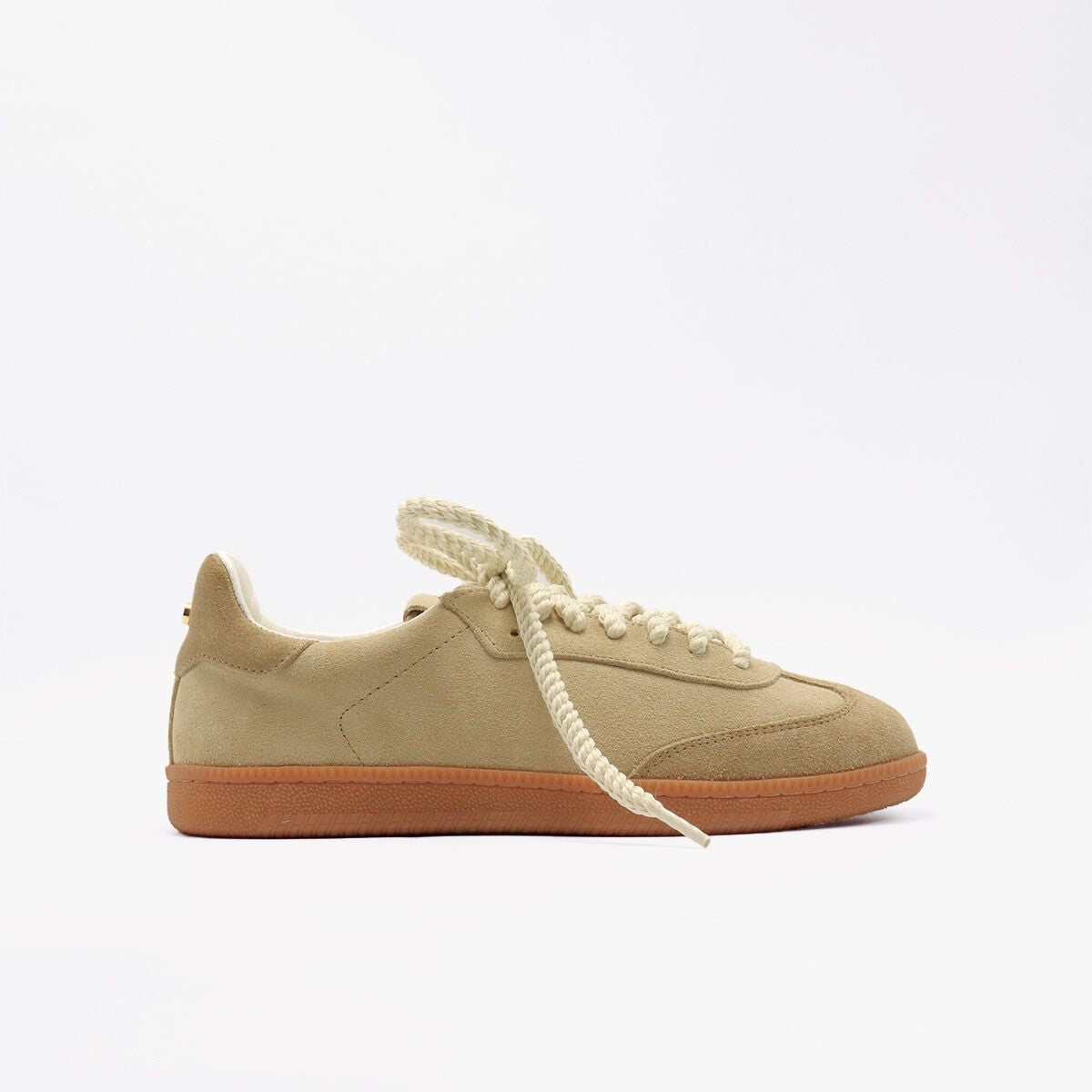 zapato-tenis-gamuza-mujer-confort-elegancia-di8059